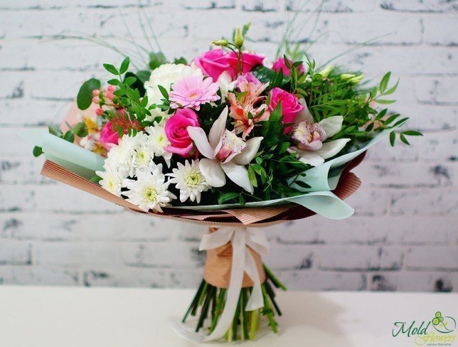 Bouquet with White Orchid and Pink Roses photo