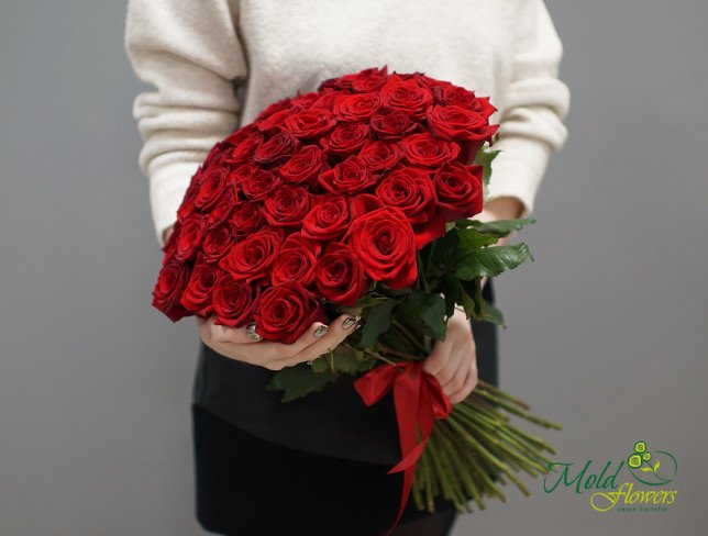Bouquet of 51 red roses 30-40 cm, set of 2, from moldflowers.md