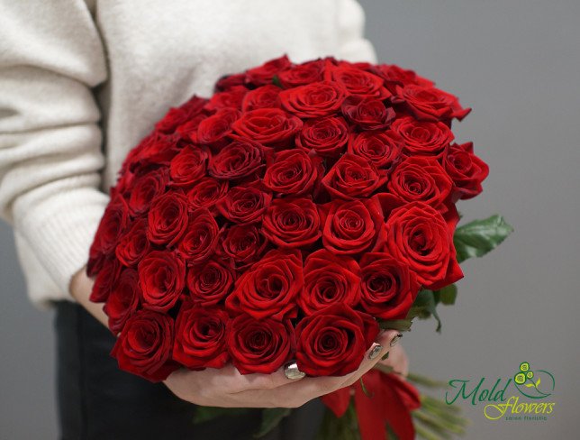 Bouquet of 51 red roses 30-40 cm, set of 2, from moldflowers.md
