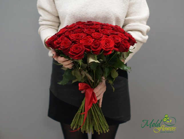 Букет из 51 красной розы 30-40 см 2 от moldflowers.md