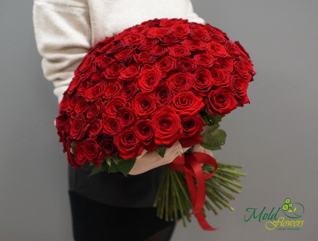 Букет из 101 красной розы 50-60 см от moldflowers.md