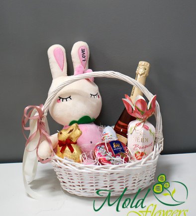 Basket from the Strawberry Bunny photo 394x433