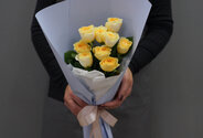 Букет из 9 роз Buttercup 40 см — фото 3