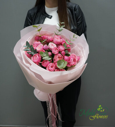 Buchet de trandafiri de tufa roz "Silvia Pink"