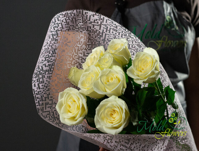 Bouquet of 9 White Roses 70 cm — photo 2