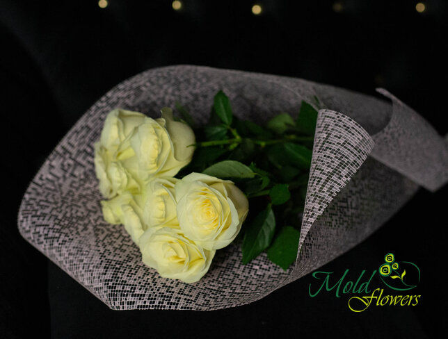 Bouquet of 9 White Roses 70 cm — photo 3