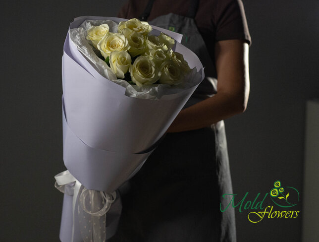 Buchet din 11 trandafiri albi 70 cm — foto 2