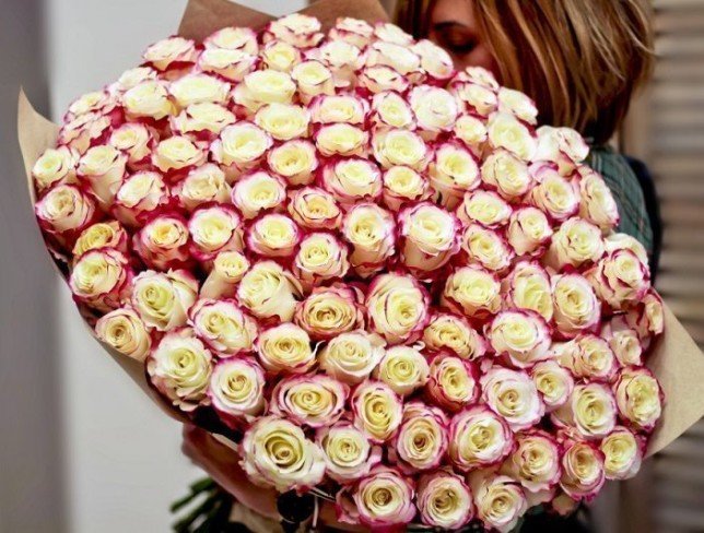 Trandafir "Sweetness" 80-90 cm (la comanda, 10 zile) foto