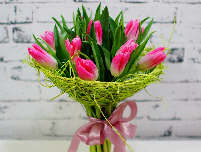 Bouquet of 15 Pink Tulips photo