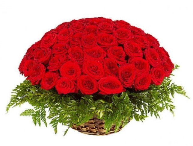 Корзина с красными розами (средняя) Фото