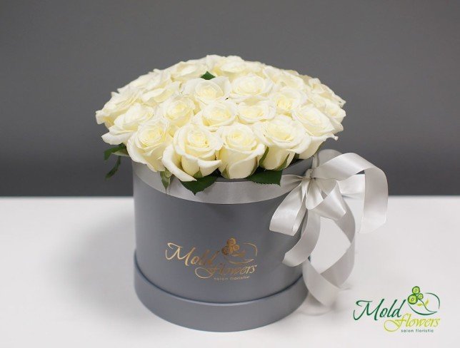White roses in a rustic box from moldflowers.md