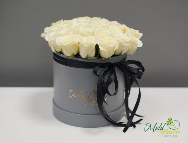 White roses in a rustic box (custom order, 1 day) photo