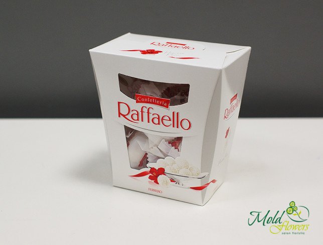 Raffaello Chocolates 230g photo