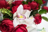 Box with red peony-type roses — photo 2
