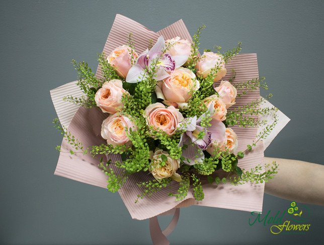 Bouquet of cream peony-type roses photo