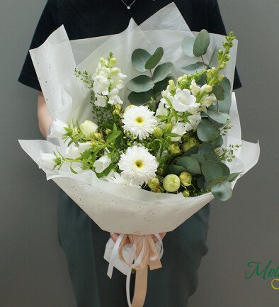 Buchet din flori albi foto 394x433