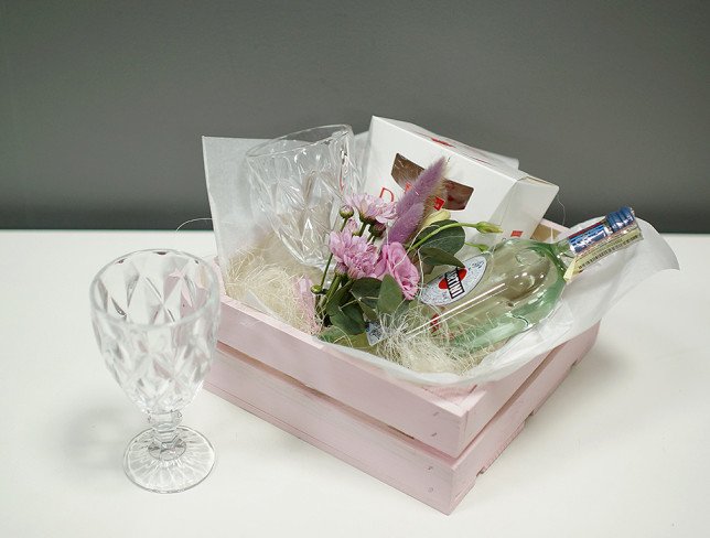 Gift Set in a Wooden Box photo