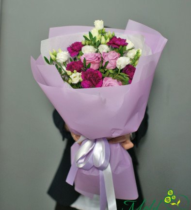 Bouquet with purple carnations, white eustoma and purple rose photo 394x433