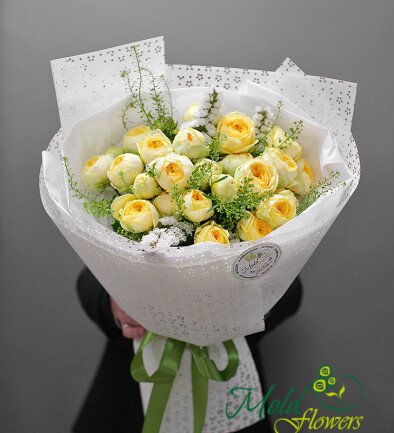 Bouquet with yellow peony roses photo 394x433