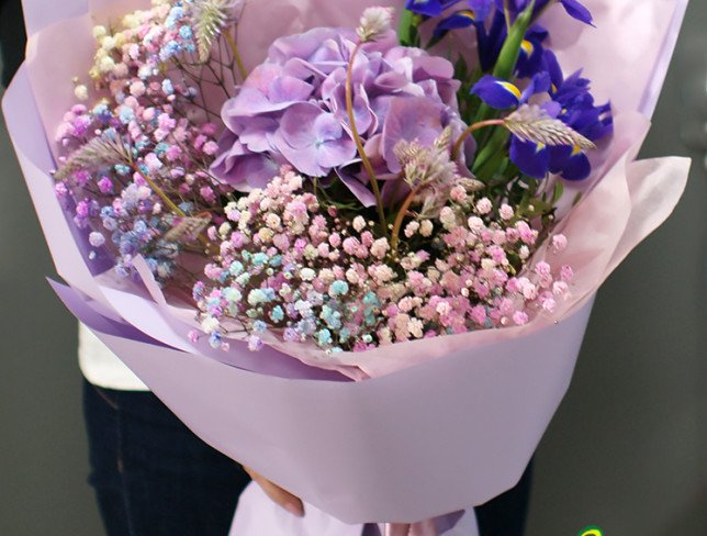 Bouquet with purple hydrangea ,,Confetti,, photo