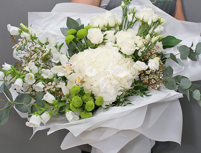 Bouquet with white hydrangea and bluebells "Tender freshness" photo