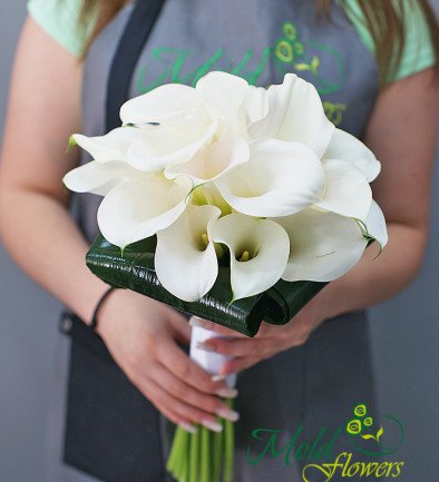 Bridal Bouquet 77 with White Calla Lilies photo 394x433