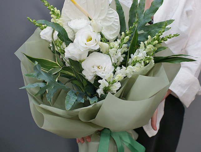 Bouquet of white eustoma and anthurium photo