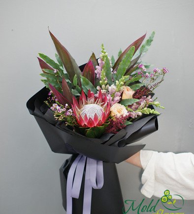 Bouquet with protea "Exotic" photo 394x433