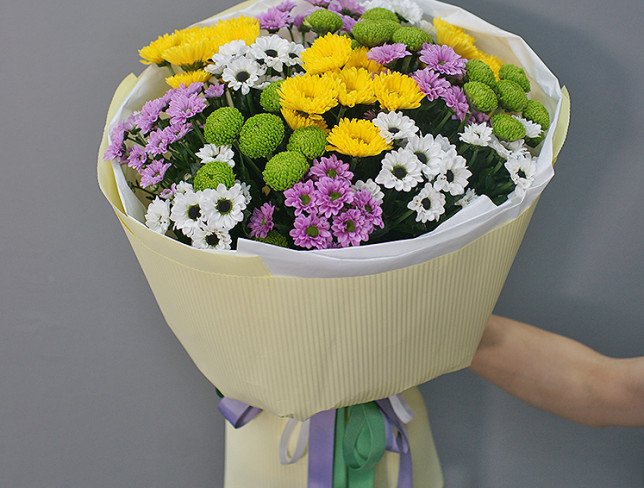 Bouquet of multi-colored chrysanthemums "Joy in Flowers" photo