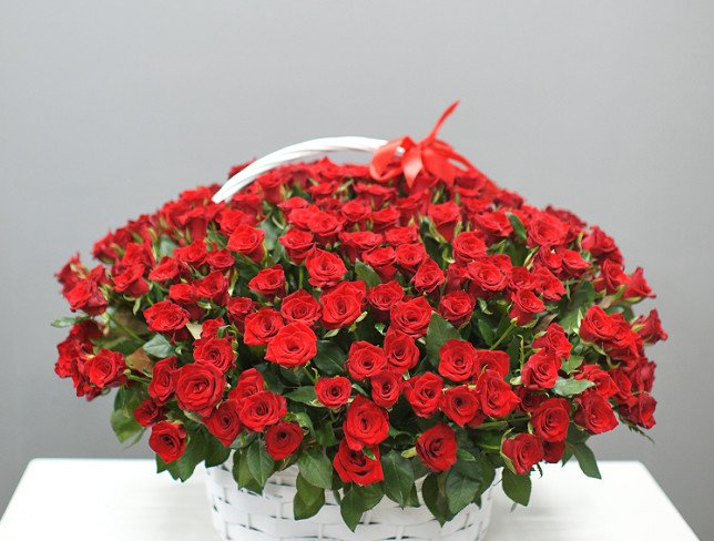 Basket with 301 red roses (pre-order, 3 days) photo