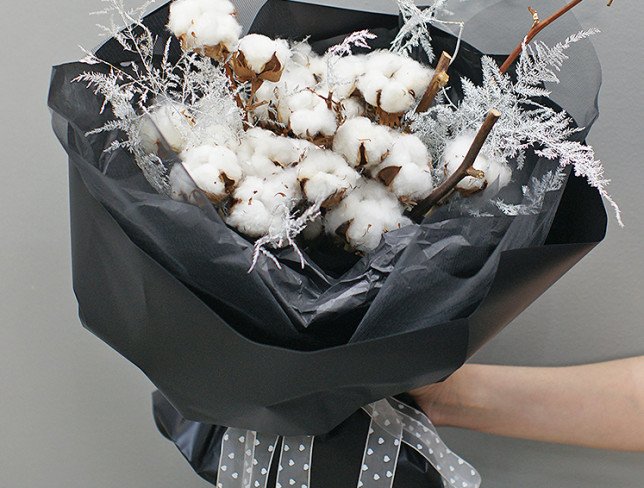 Bouquet of cotton and asparagus photo