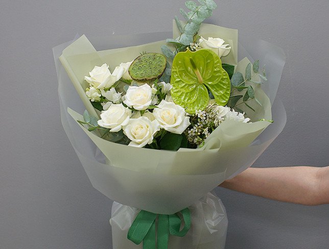 Bouquet of white roses, lotus and anthurium "Tenderness of nature" photo