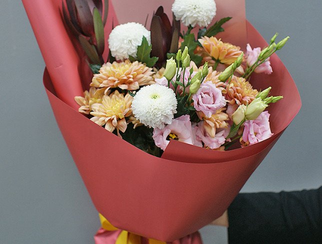 Bouquet of chrysanthemums and eustoma "Hello, autumn" photo