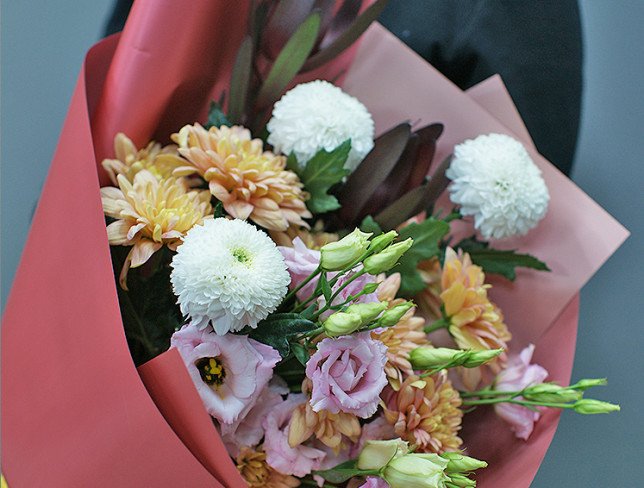 Bouquet of chrysanthemums and eustoma "Hello, autumn" photo