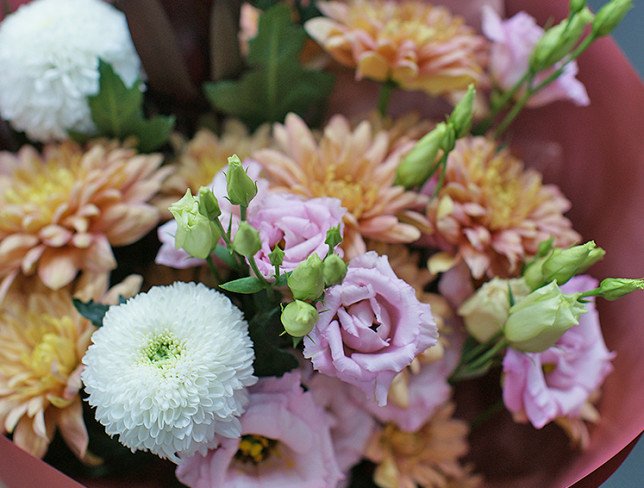 Bouquet of chrysanthemums and eustoma "Hello, autumn" photo