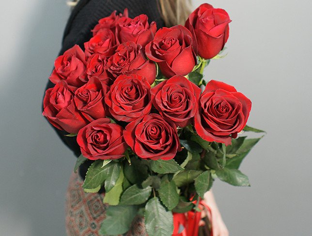 15 Premium Dutch Red Roses 80-90 cm photo