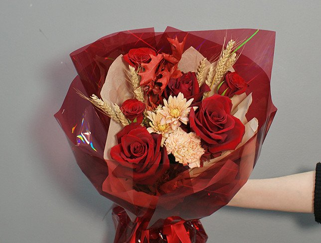 Bouquet of red roses "Flame of love" photo