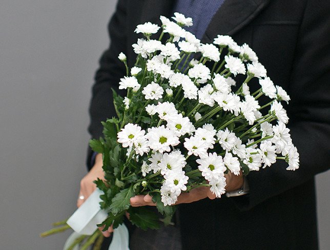 Bouquet of 9 branches of white chrysanthemums photo