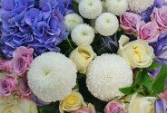 Bouquet with purple hydrangea "White Melody" — photo 7