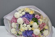 Bouquet with purple hydrangea "White Melody" — photo 5