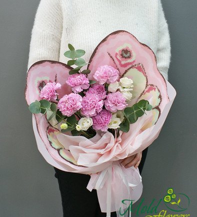 Bouquet of pink carnations "Butterfly wings" photo 394x433