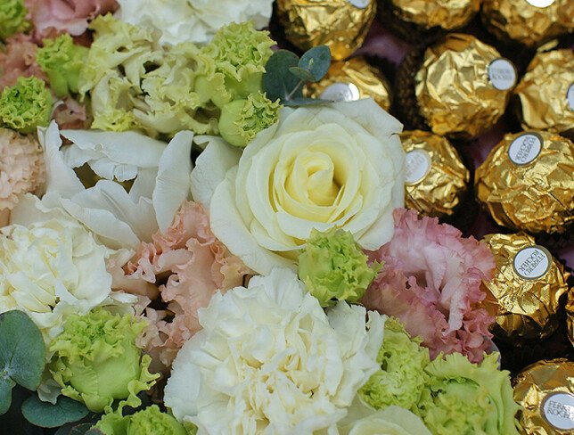 Pink velvet box with eustoma and Ferrero Rocher photo