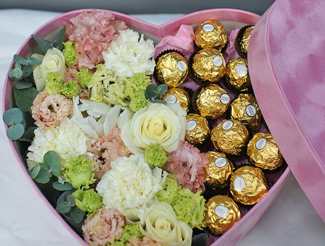 Pink velvet box with eustoma and Ferrero Rocher photo