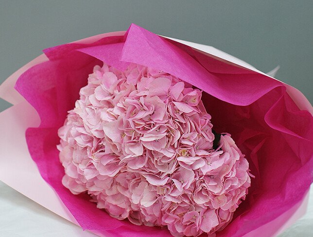 Bouquet with pink hydrangeas "Sweet dream" photo
