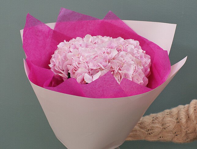 Bouquet with pink hydrangeas "Sweet dream" photo