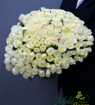 Bouquet of 201 white roses 60 cm photo 394x433