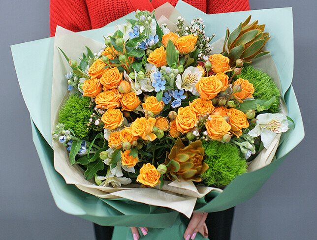 Bouquet "Touch of Gold" — photo 3