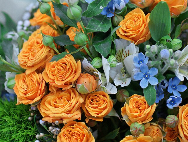Bouquet "Touch of Gold" — photo 4