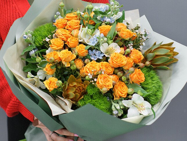 Bouquet "Touch of Gold" — photo 5