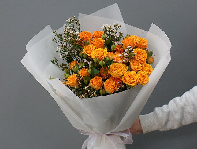 Bouquet of orange spray roses "Sunset Drops" photo